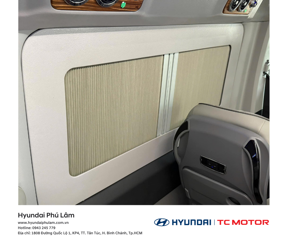 Hình ảnh phần cửa sổ trên xe Solati Full Option