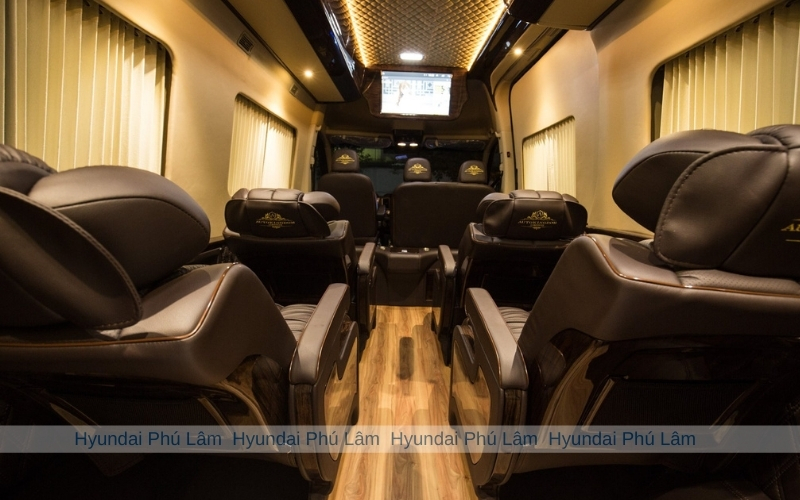 Nội thất của Hyundai Solati Limousine
