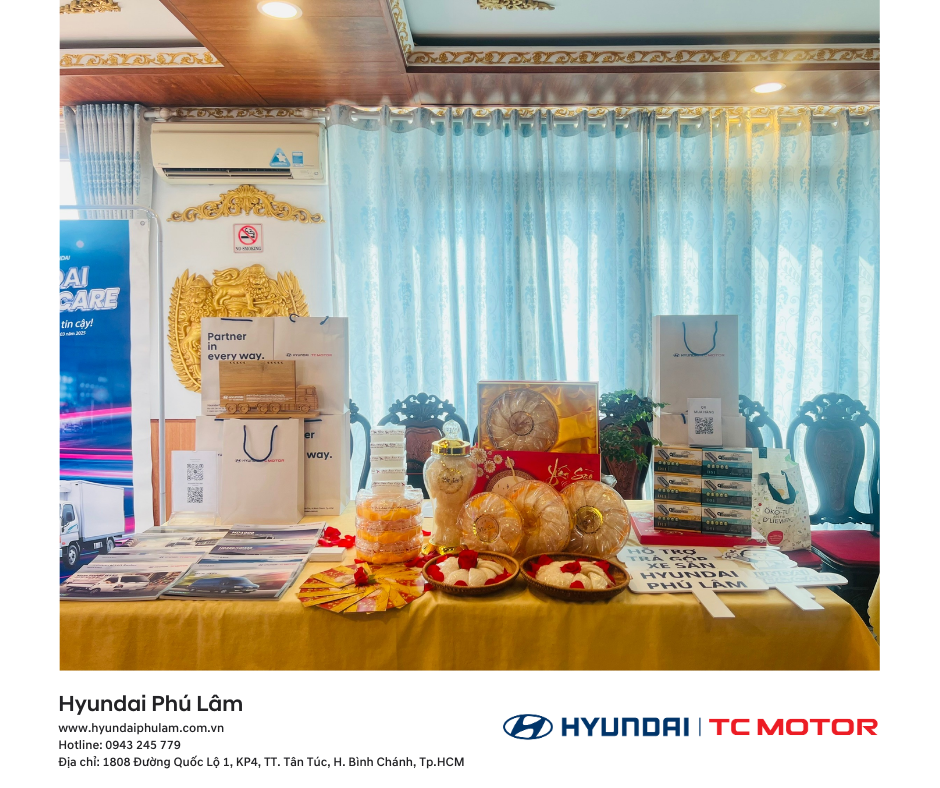 Gian hàng trưng bày của Hyundai Phú Lâm